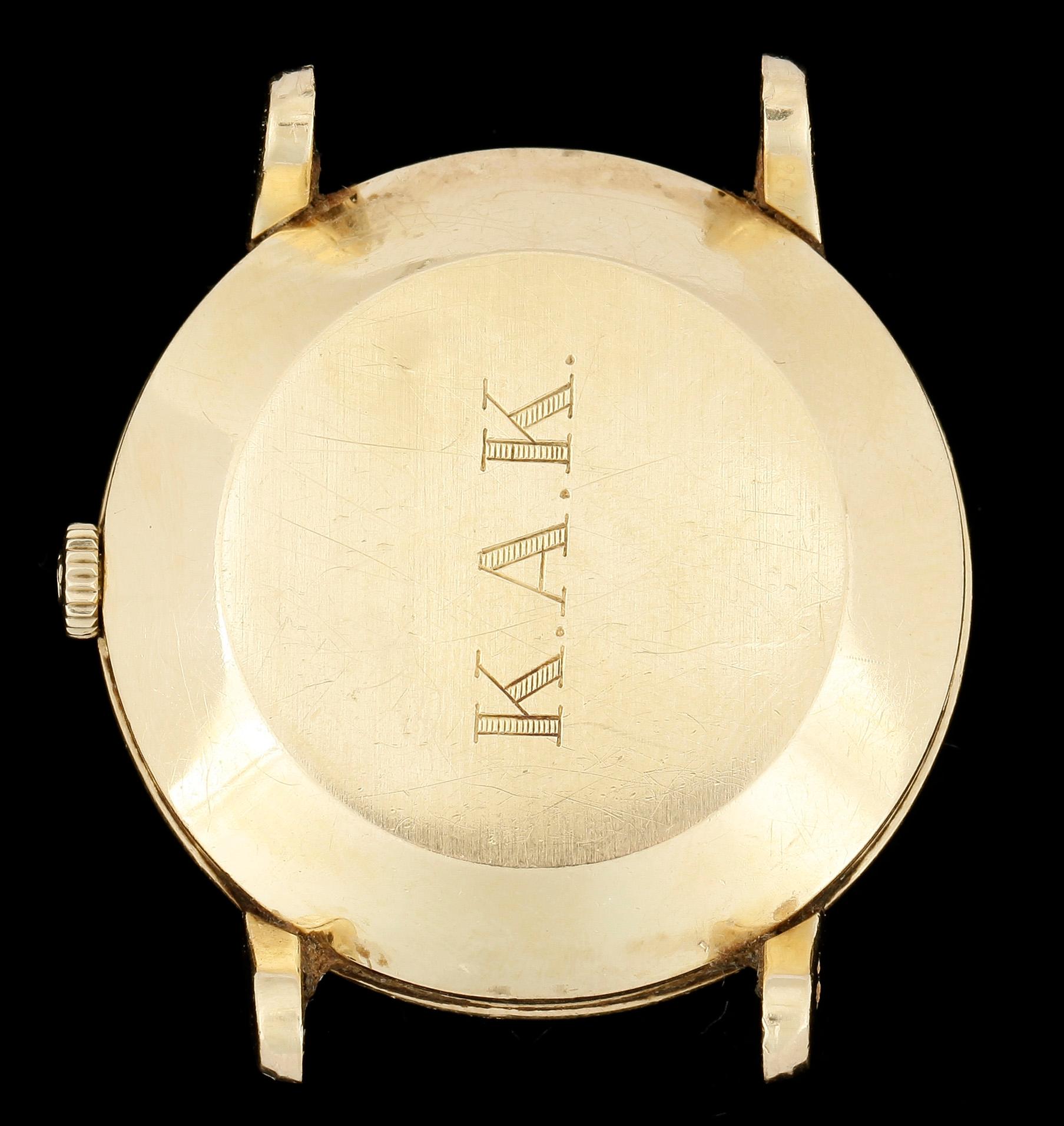 HERRARMBANDSUR, guld, Omega Automatic. Vikt ca 34 gram.