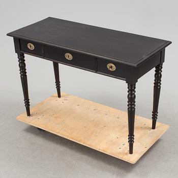 A ca 1900 writing desk.