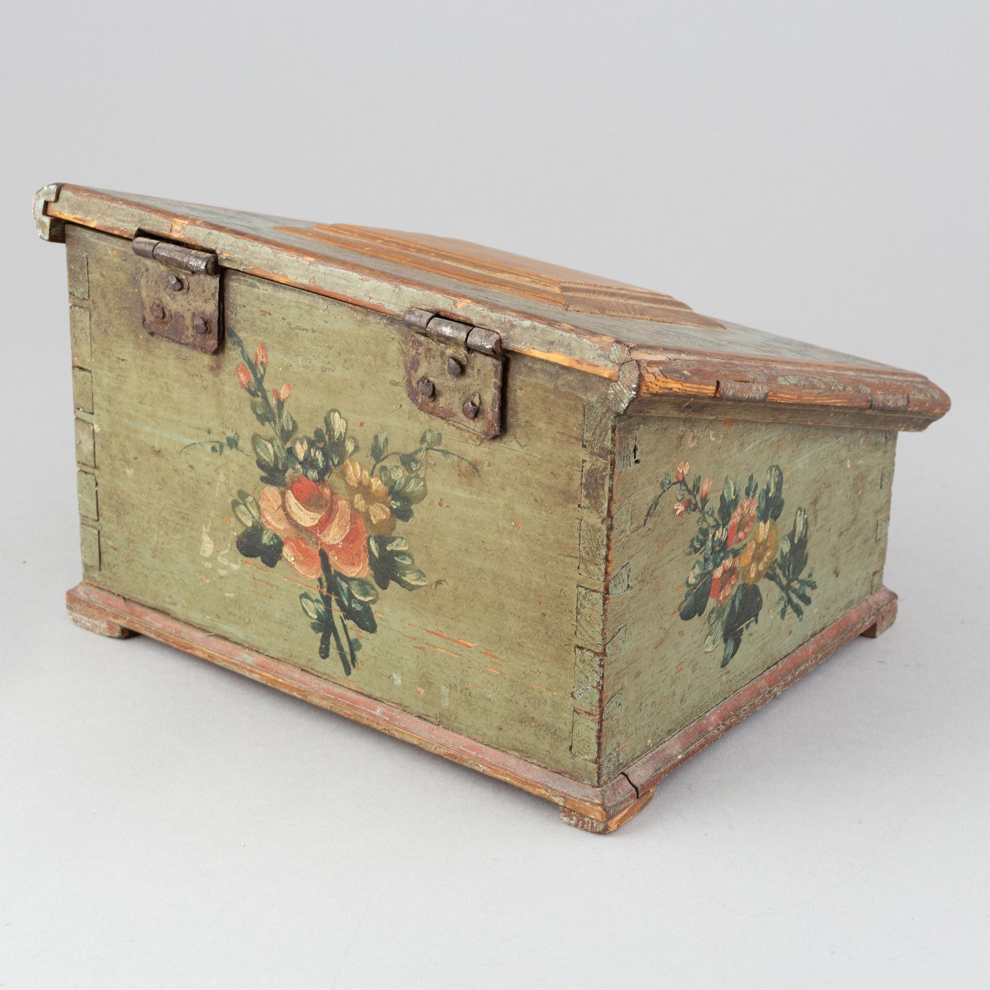 A swedish wooden box, late 18th century/early 19th century.
