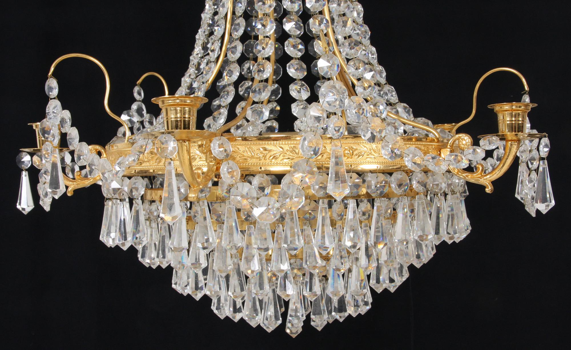 LJUSKRONA, gustaviansk stil, 1900-talets andra hälft. H 60.