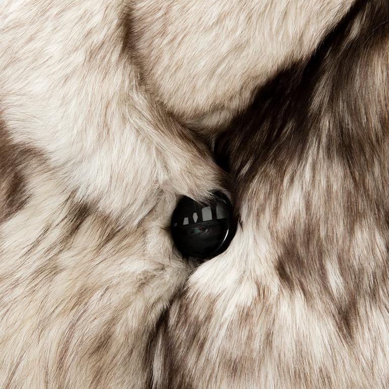 Vintage Off-white fox fur coat.