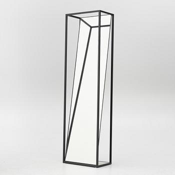 Firma Svenskt Tenn, John Astbury, mirror "Fauna", Svenskt Tenn, post 2014.