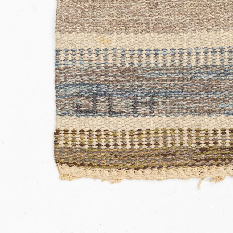 A carpet, flat weave, ca 243 x 172 cm. signed JLH (Jönköpings Läns Hemslöjd).