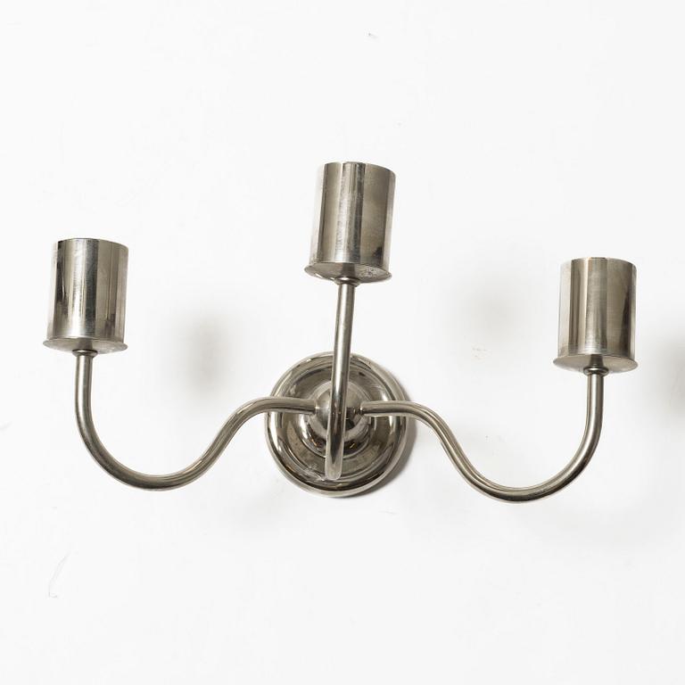 Josef Frank, a pair of model 2571/3 wall lamps, Svenskt Tenn.