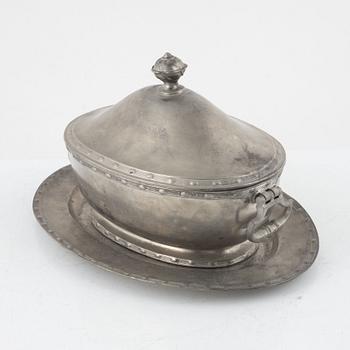 A Gustavian pewter tureen and charger, mark of E. P. Krietz, Stockholm 1784.