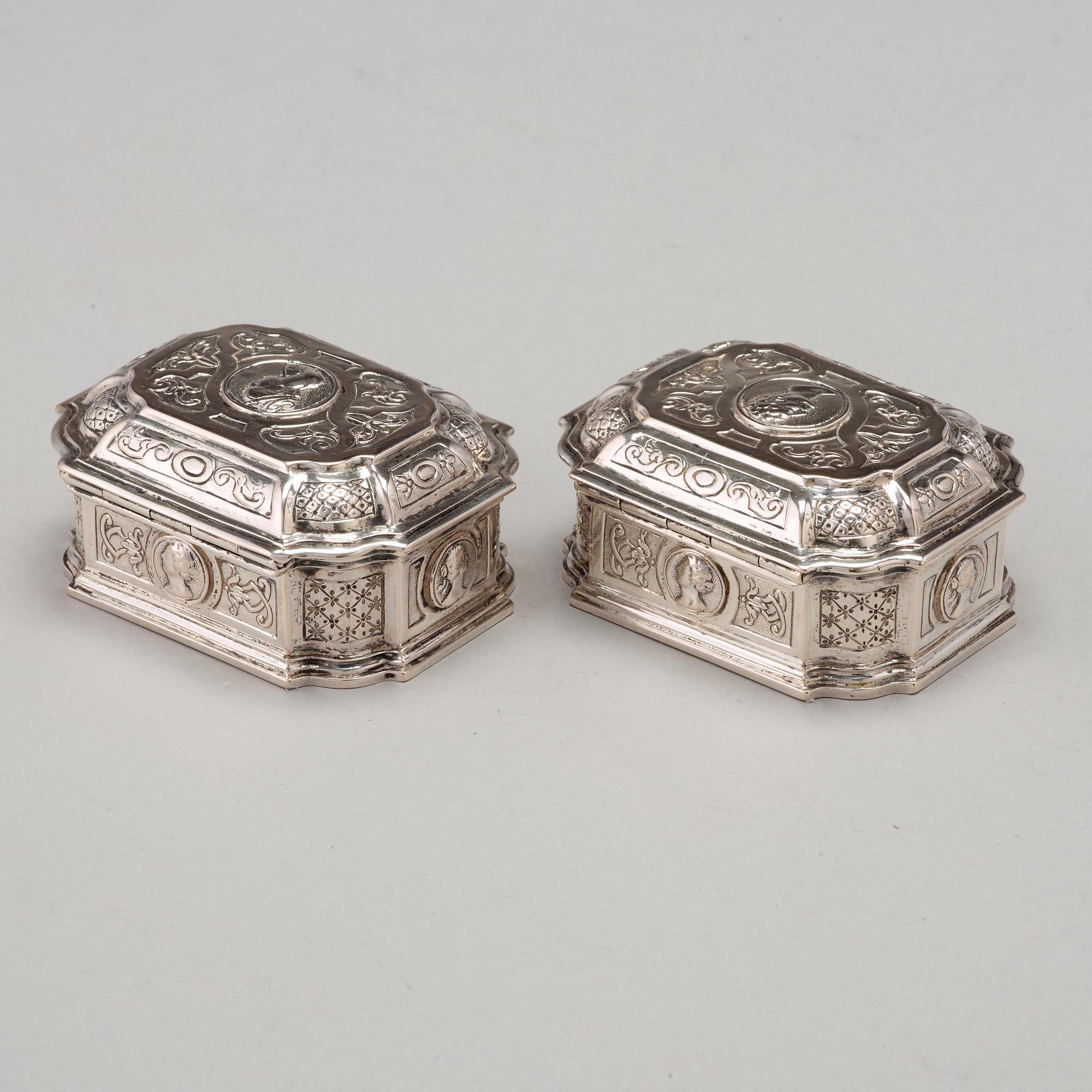 A Swedish 18th century 7 piece silver toilet service, mark of Johan Lorenz Starin, Stockholm 1736.