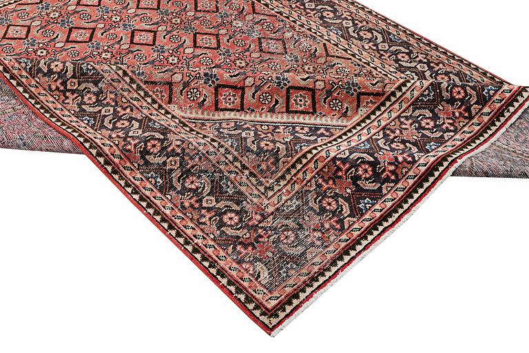 Matta, orientalisk, vintage design, ca 286 x 208 cm.