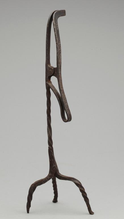 LJUSHÅLLARE, för trästicka, smidesjärn, 1600/1700-tal.