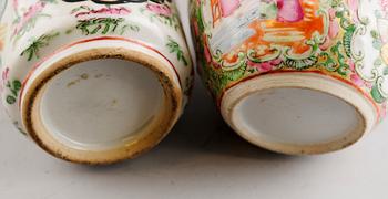 SAMLING PORSLINSFÖREMÅL, 4 del, Kina.