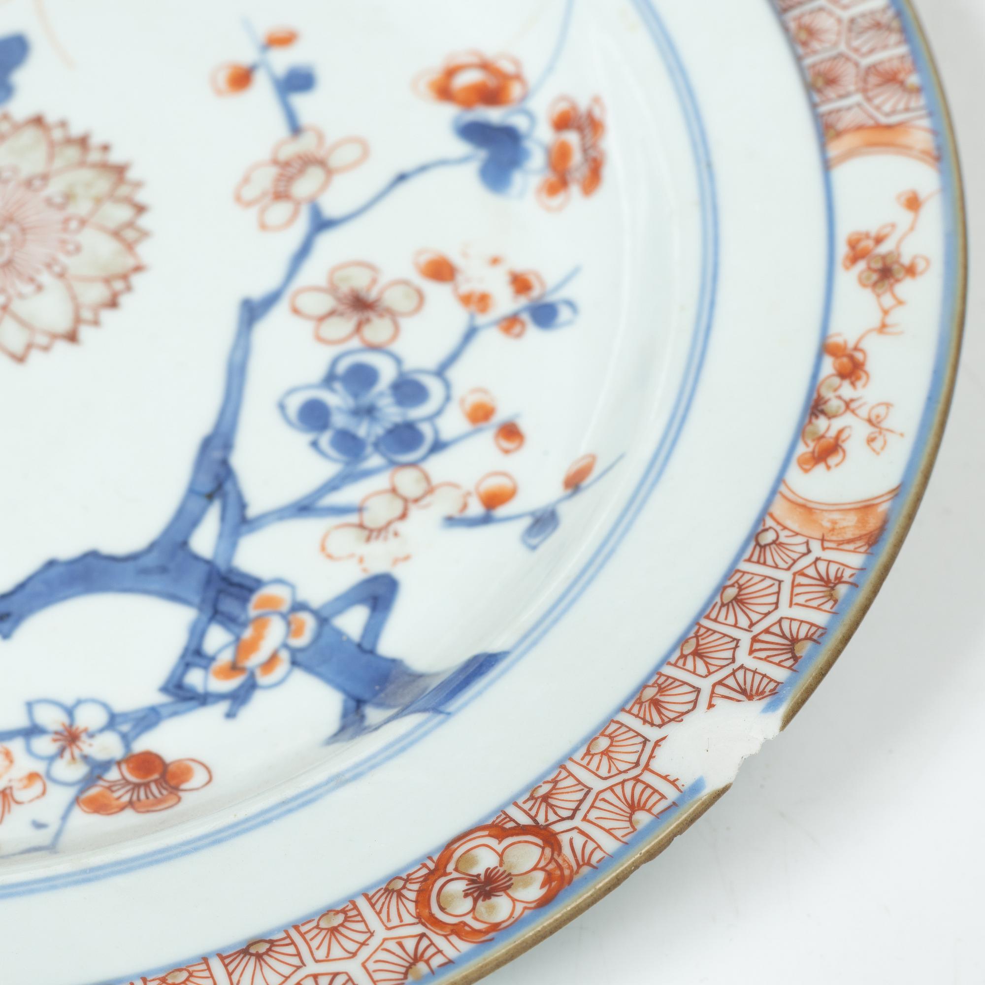 Six porcelain plates and dishes, Japan and China, 18th-19th century.