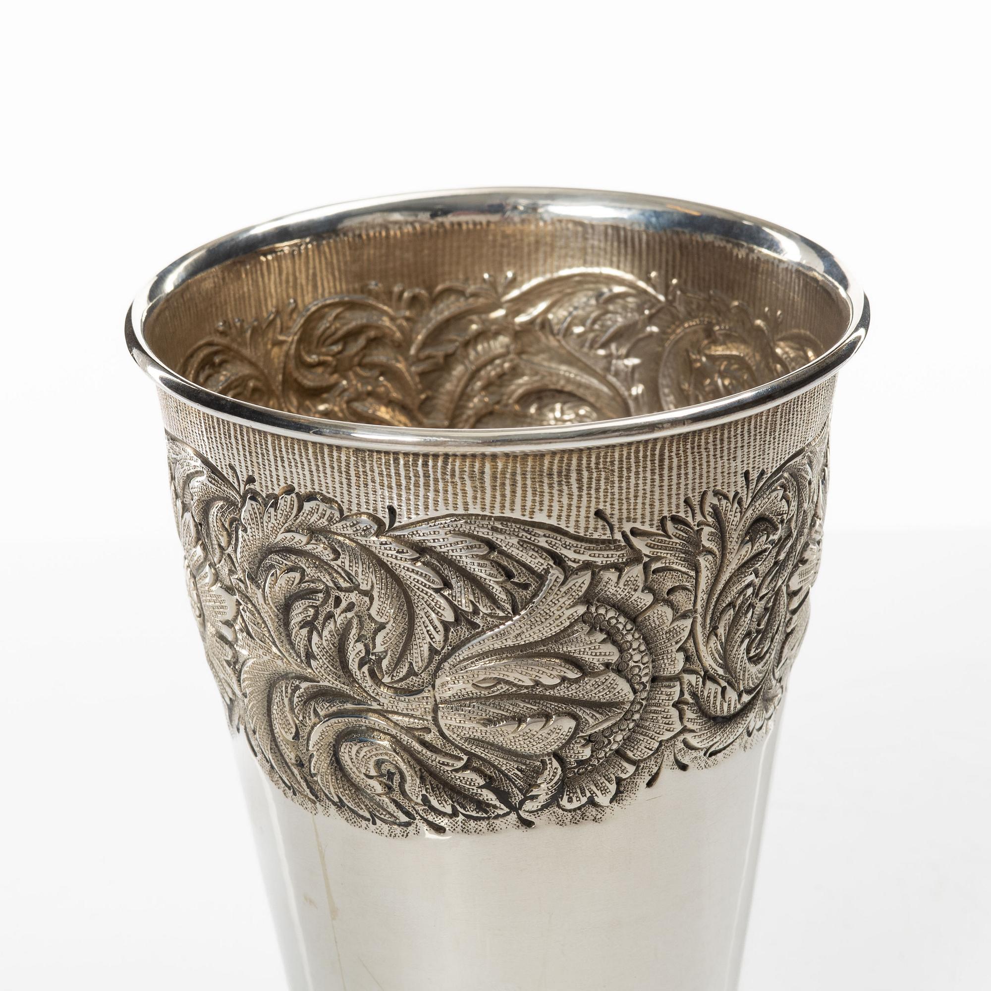 A silver beaker, mark Titulo and 916, Portugal 20th century.