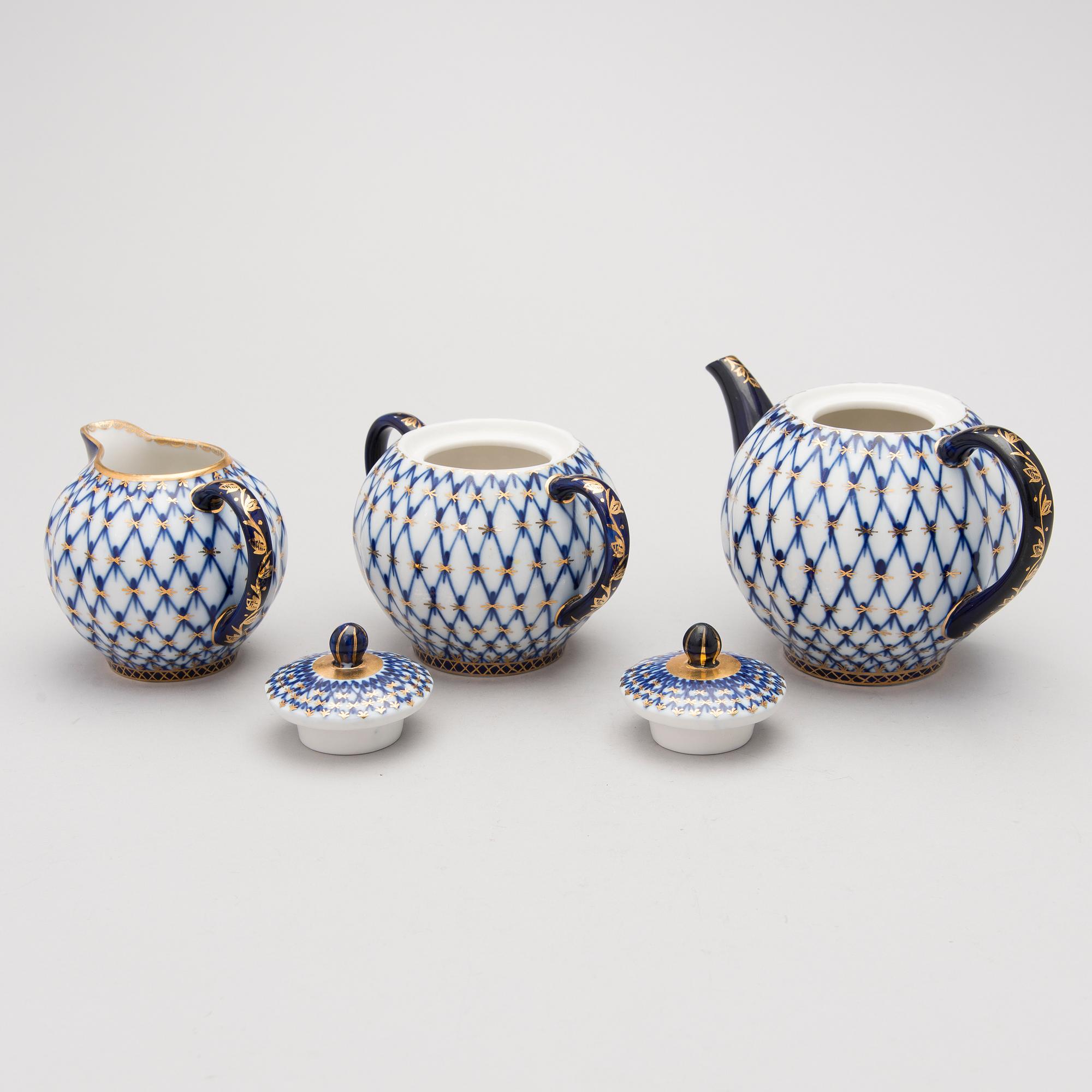 A 9-piece 'Cobalt net' porcelain tea set from Lomonosov, USSR.