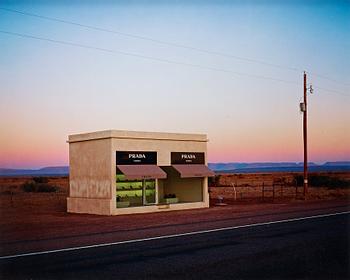 163. Rob Hann, "Highway 90, Texas (Prada Marfa)", 2013.