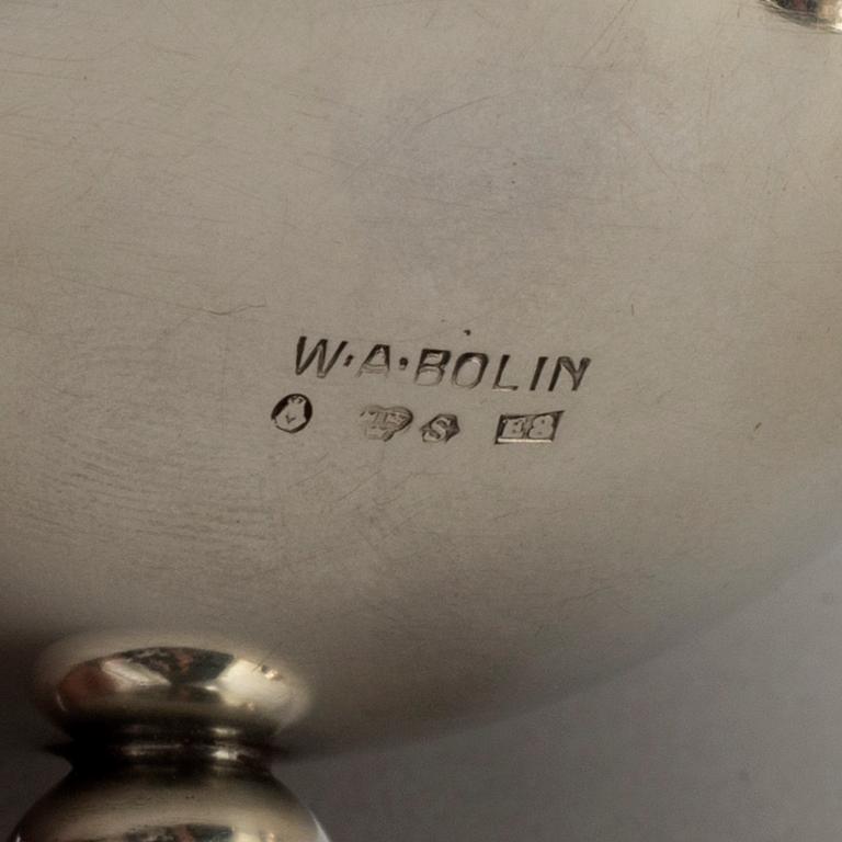 a pair of silver bowls by W.A Bolin, Stockholm 1931.