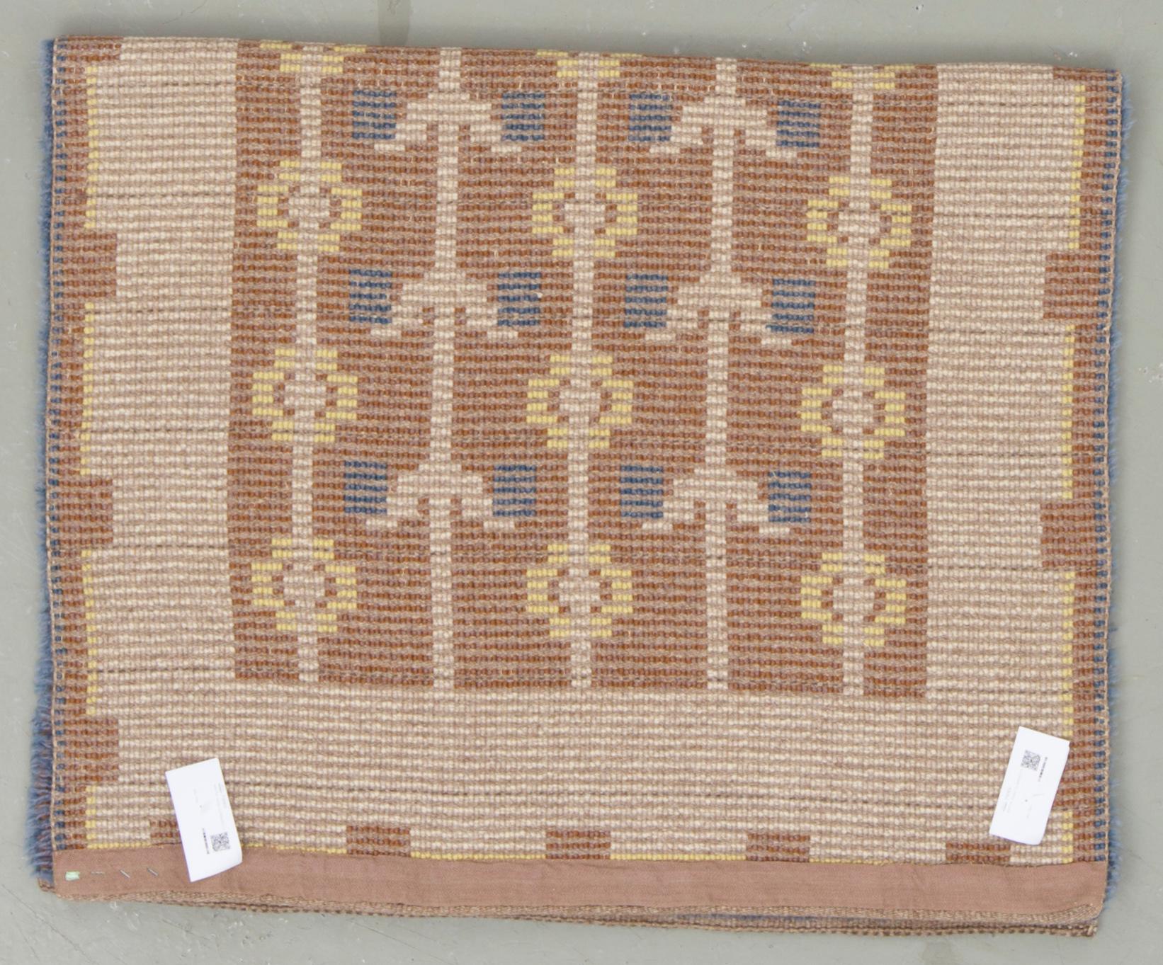 MATTA, flossa. Ca 148x90 cm.