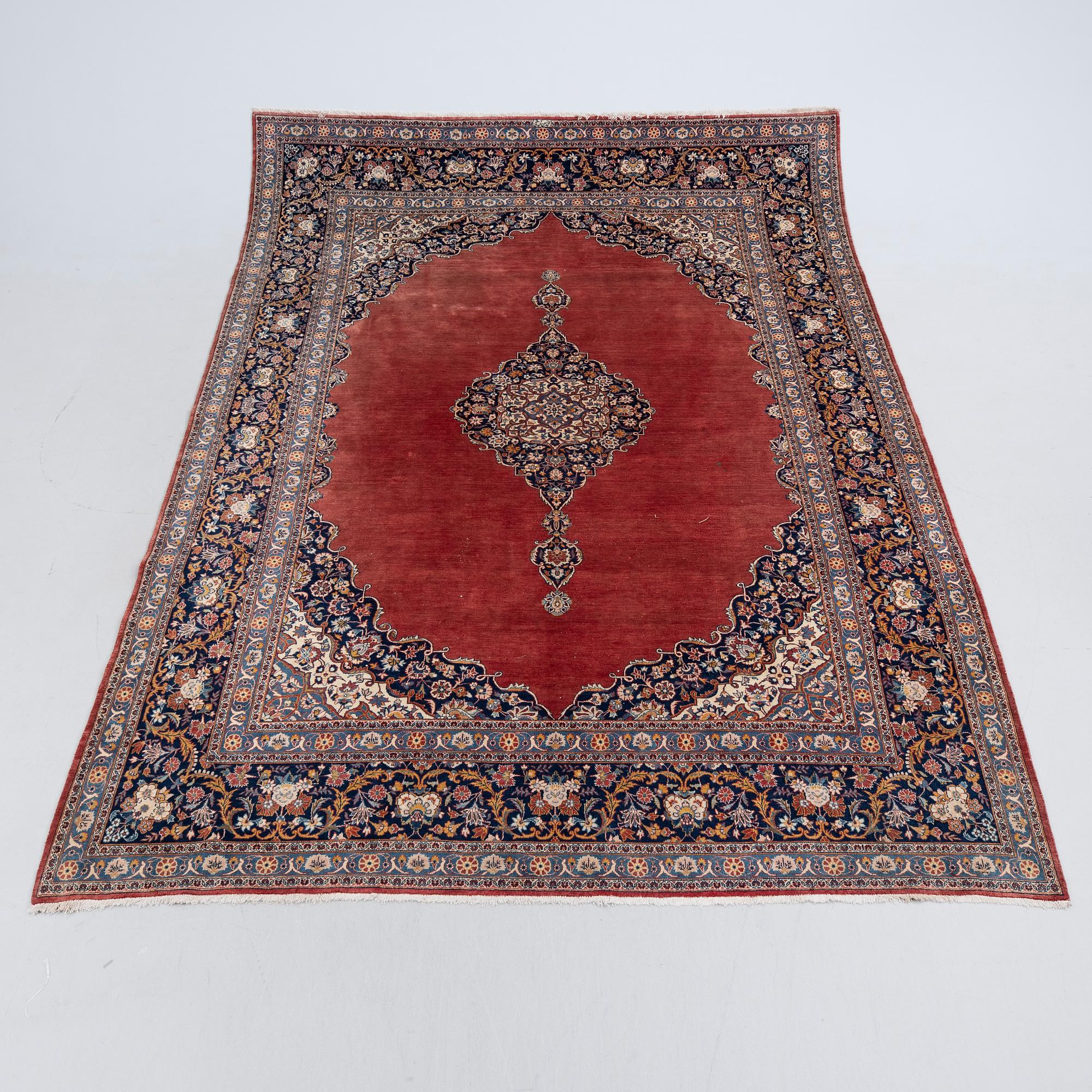 Carpet, Keshan Sarouk, 445 x 310 cm.