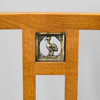 Eliel Saarinen, ruokapöytä ja tuoleja, 6 kpl, "Cranbrook", Adelta Oy, 1900-luvun loppu.