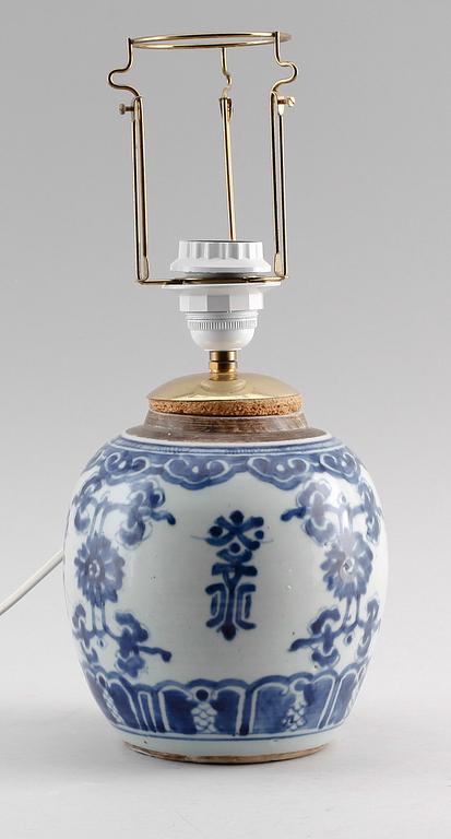BOJAN, porslin, Kina, Qianlong 1736-1795.