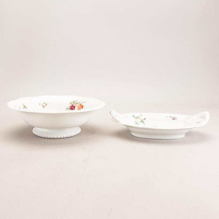 A 76 pcs Rosenthal porcelain service mid 1900s.