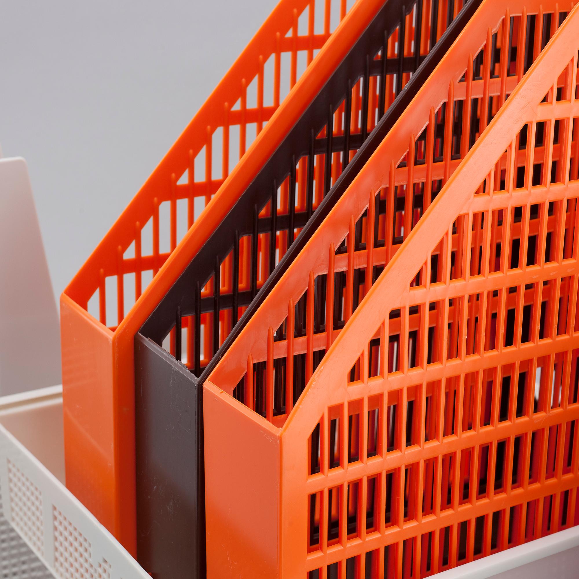 Six (3+3) journal holders and three file drawers, by Huskvarna Borstfabrik and Sinjet, 1970/80s.