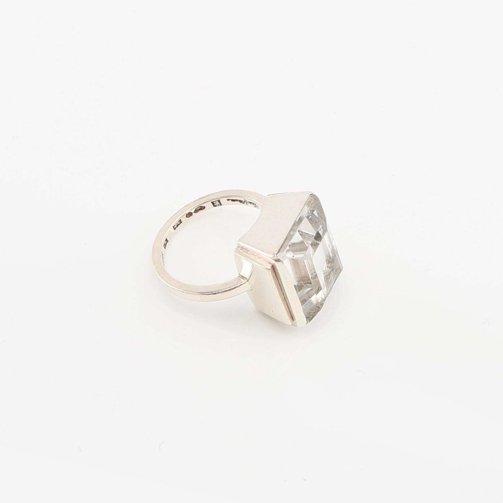 Wiwen Nilsson, ring sterling silver med trappslipad bergkristall, Lund 1947.