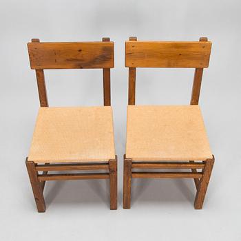 Aino Aalto, Four 1940's '1061D' chairs for O.Y. Huonekalu-ja Rakennustyötehdas A.B.
