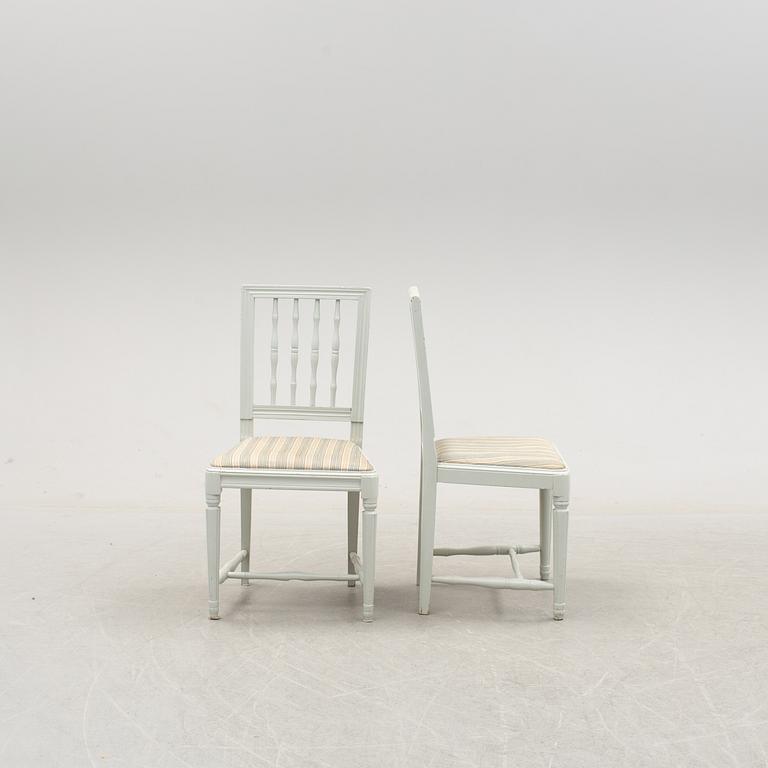 STOLAR, ett par, sengustavianska, omkring år 1800.