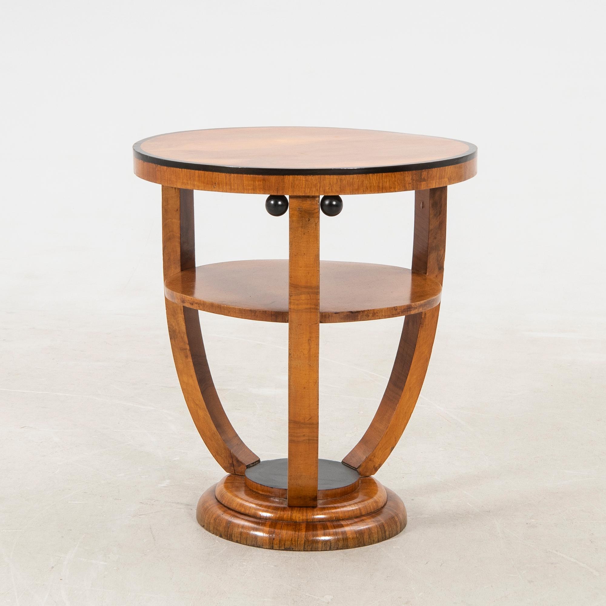 Side table in Art Deco style, 20th century.