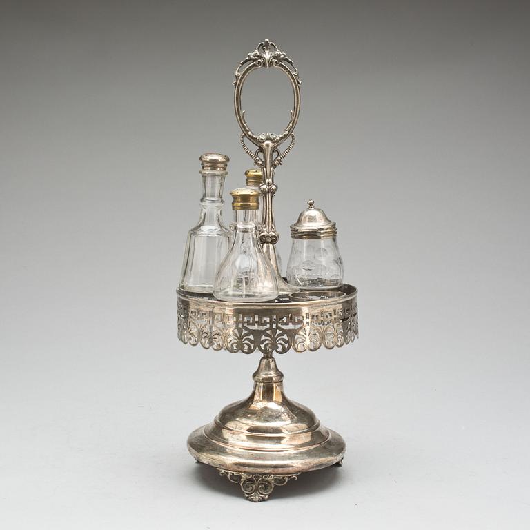 BORDSSURTOUT, nysilver, glas, sekelskiftet 18/1900.