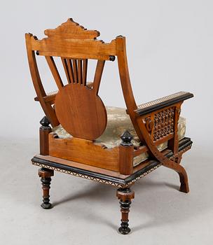 KARMFÅTÖLJ, orientalisk, sent 1800-tal.