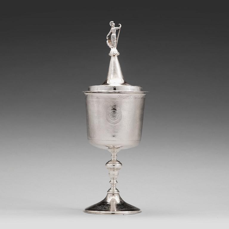 An English 17th century silver cup and cover, makers mark IM, London 1685.