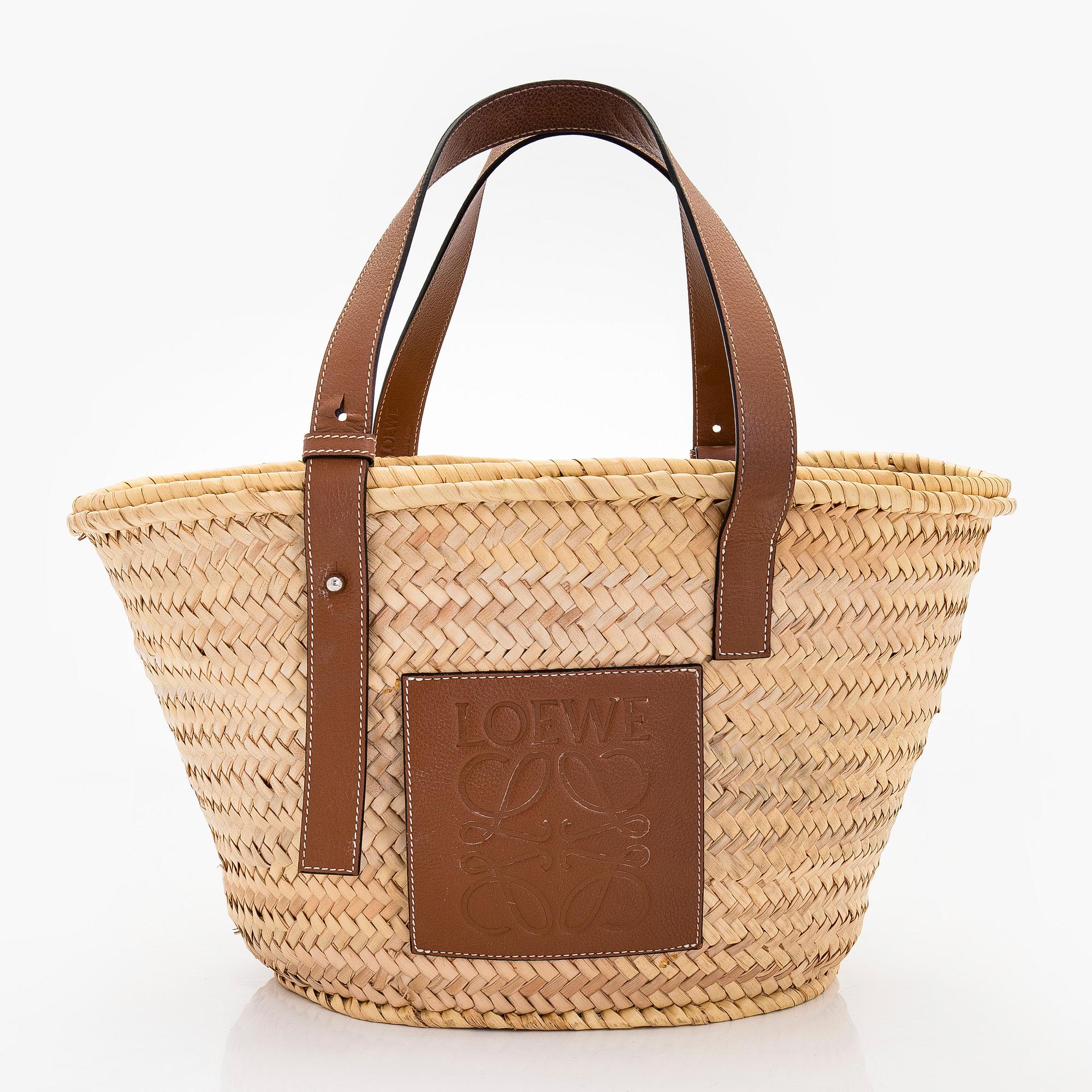 Loewe, a 'Basket bag'.