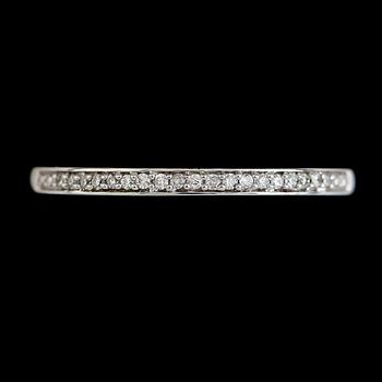 RINGAR, 2 st, 10K vitguld, diamanter tot ca 0.32 ct.