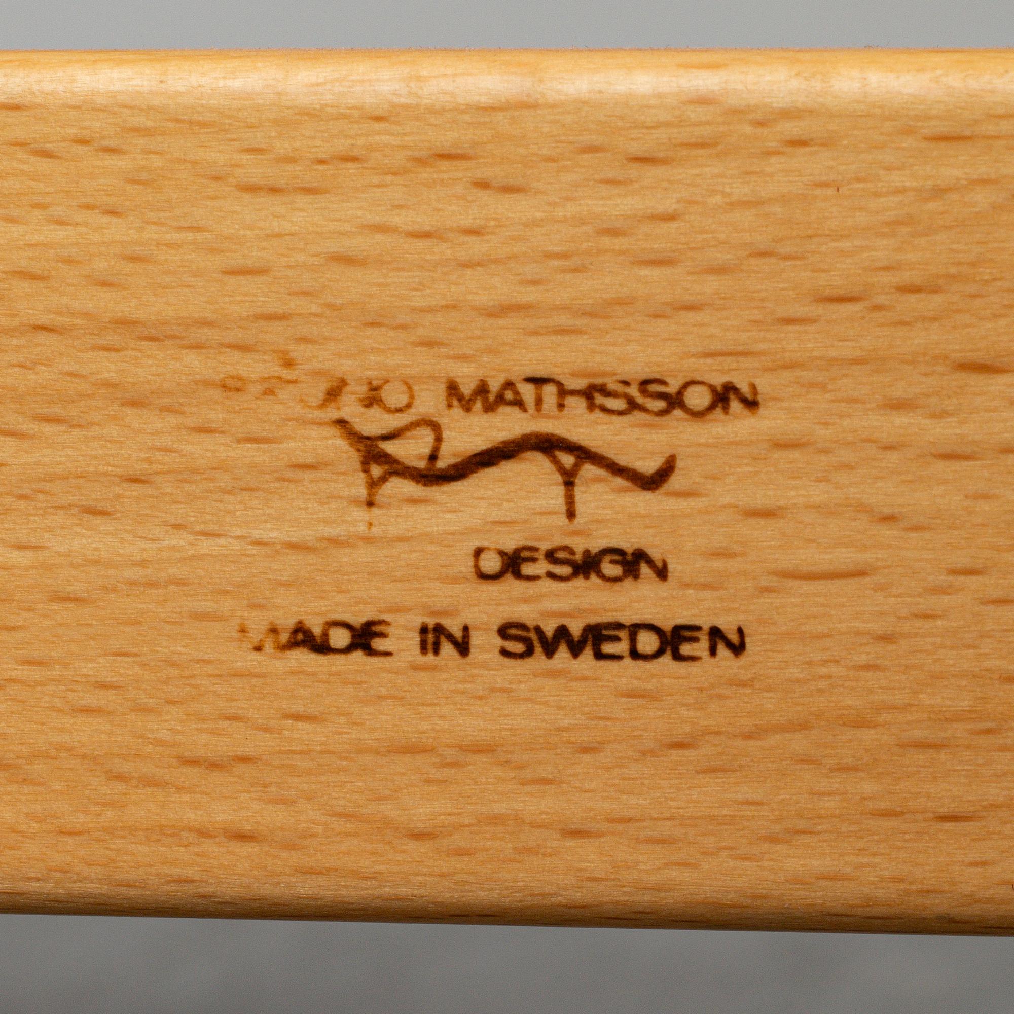 BRUNO MATHSSON, a pair of 'Mina' armchairs from Bruno Mathsson International, Värnamo, 1997.