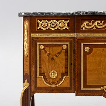 Byrå, gustaviansk stil, 1900-talets mitt.