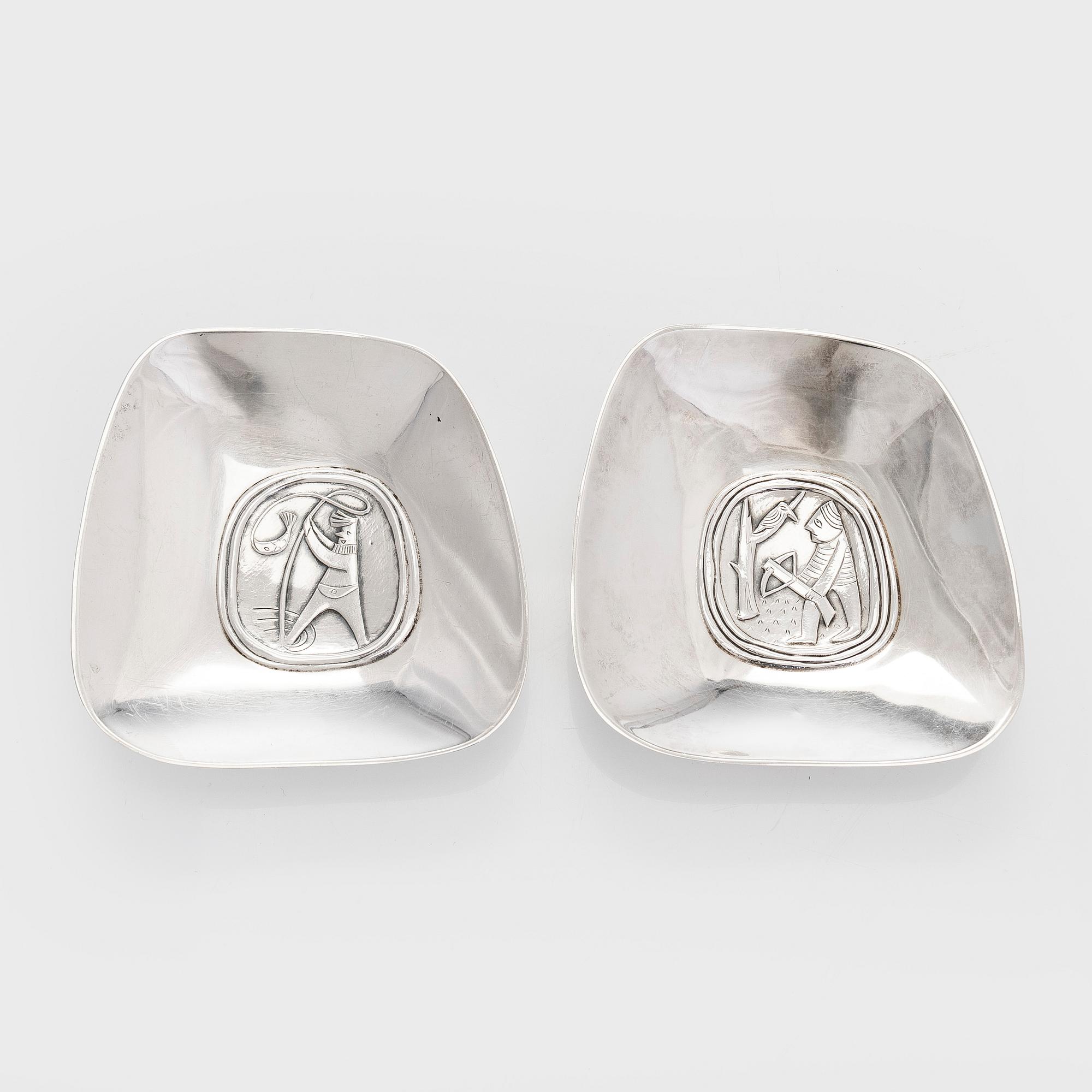 Two 1950s silver dishes, Hopeatehdas oy, Helsinki 1958.