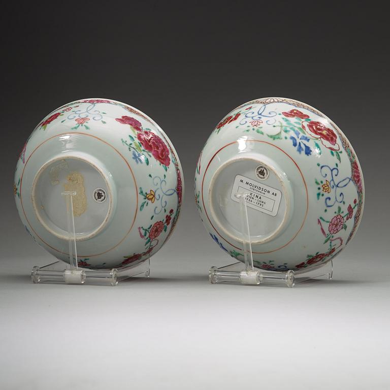 A pair of famille rose bowls, Qing dynasty, Qianlong (1736-95).