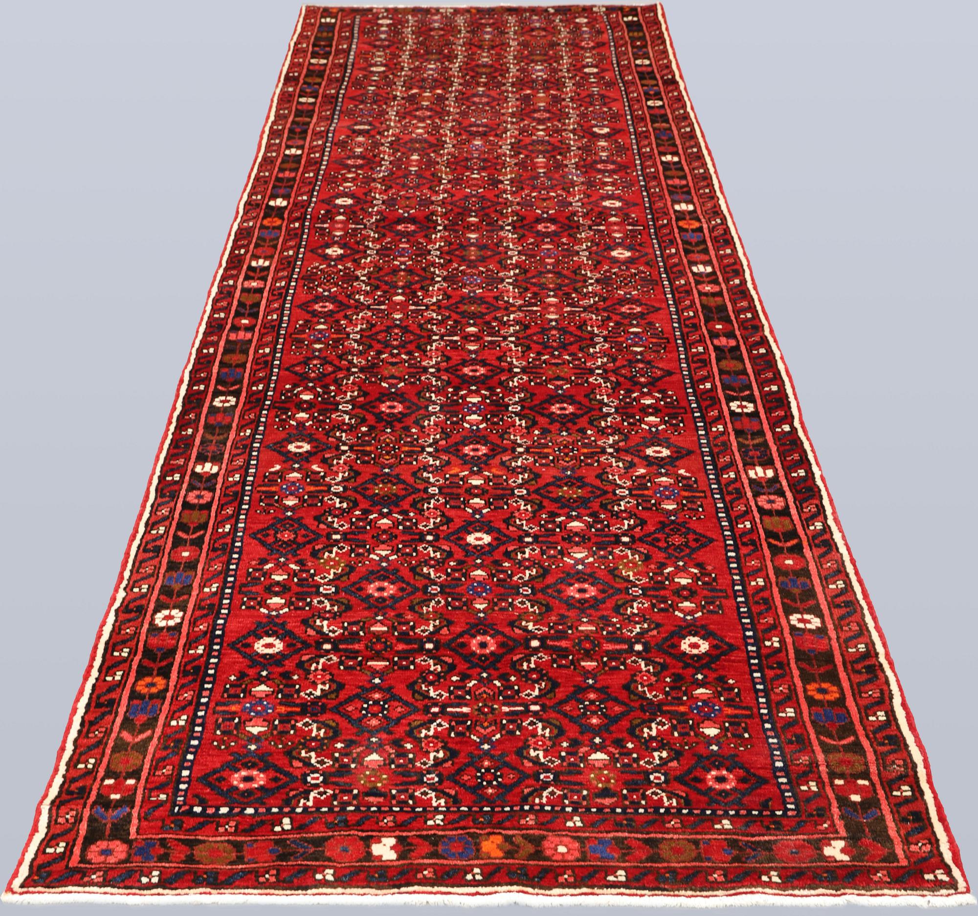 Gallerimatta, Hosseinabad, ca 420 x 105 cm.
