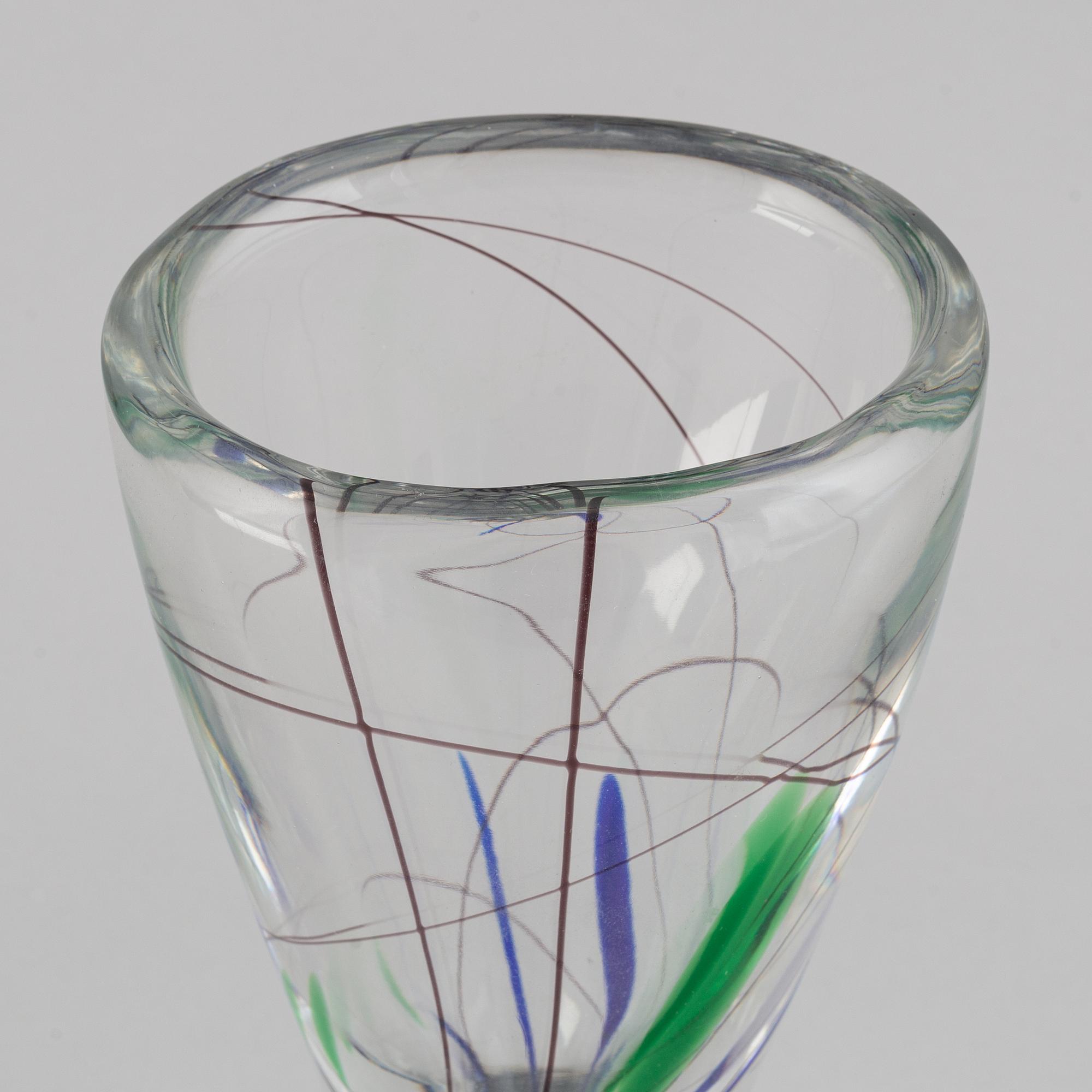 A glass vase by vicke Lindstrand,
