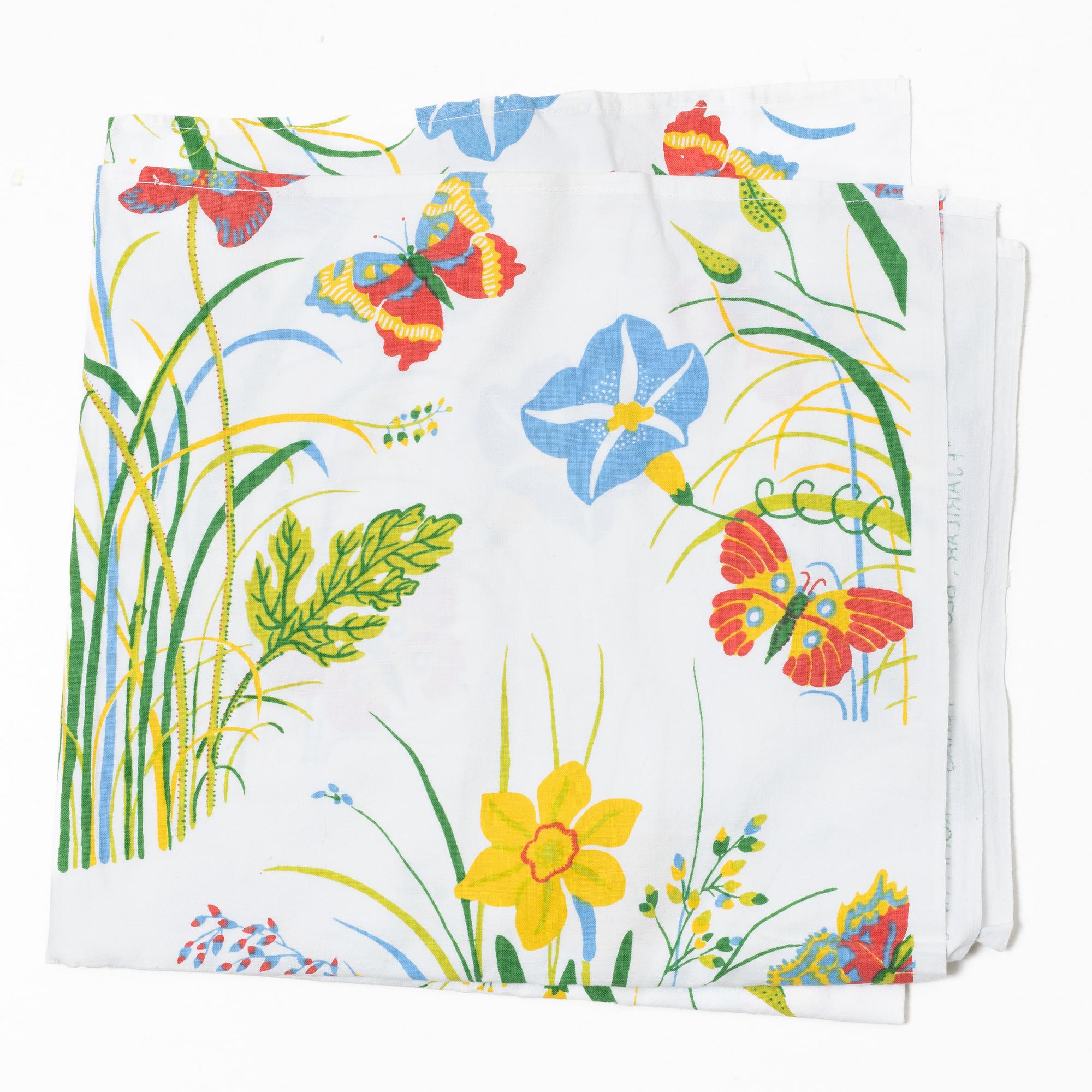 A collection of textiles, as well as a bag, Firm Svenskt Tenn.