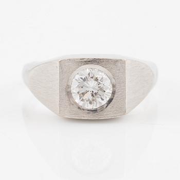 Ring, 18K white gold with brilliant-cut diamond 0.76 carat.