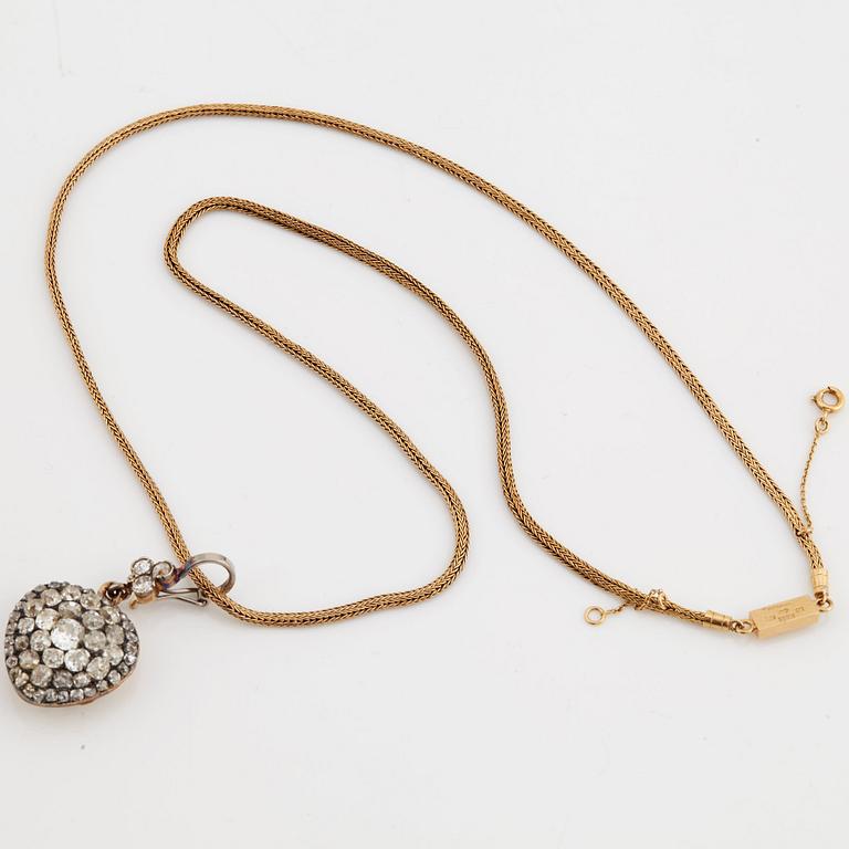 A old cut diamond pendant. Late 19th century.