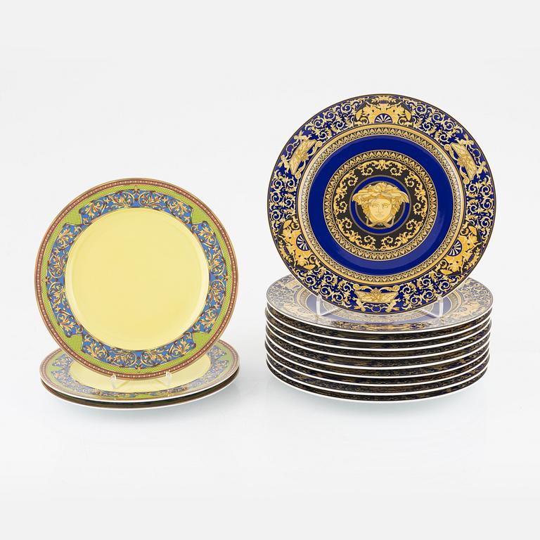 Versace, servisdelar, 13 delar, "Medusa Blue" och "Russian Dream", porslin, Rosenthal, Tyskland.