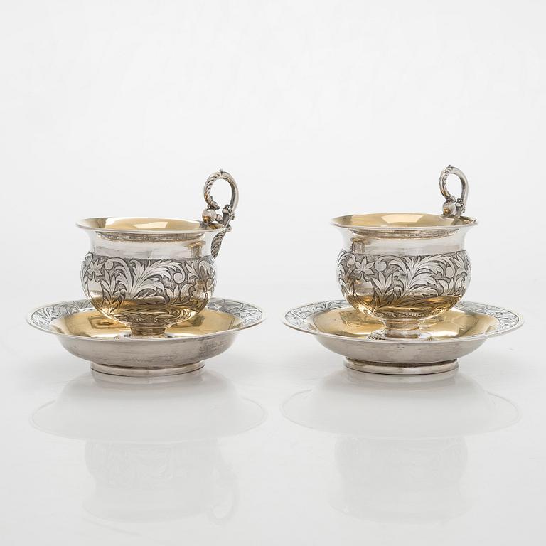 Kaffekoppar, ett par, silver och förgyllt silver (12L), sannolikt A F Bergmüller, Weissenfels, ca 1820. Empir.