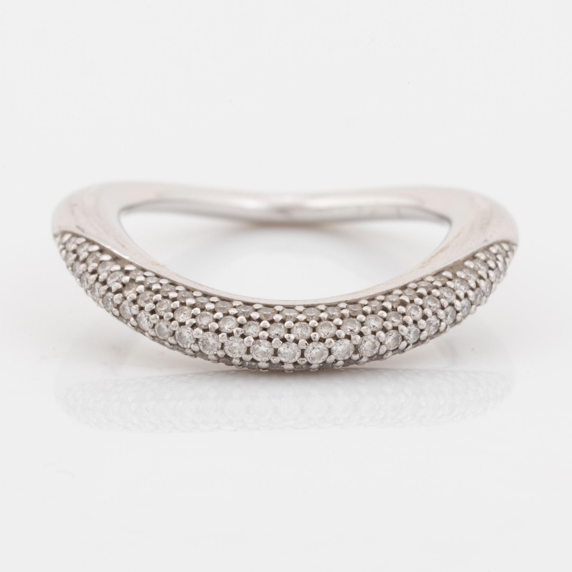 Georg Jensen, ring silver med briljantslipade diamanter.