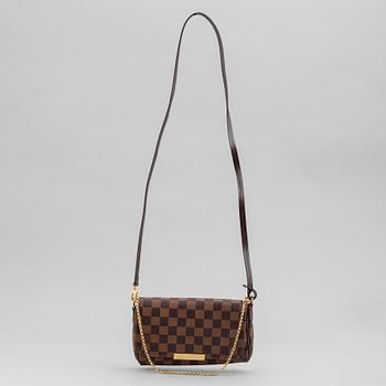 Louis Vuitton, a Damier Ebene handbag, 2015.
