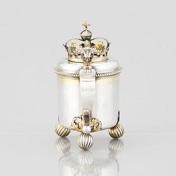 A Danish Baroque parcel-gilt silver tankard, Copenhagen 1689.