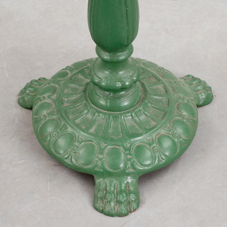 TRÄDGÅRDSBORD, gjutjärn, 1800-talets slut.