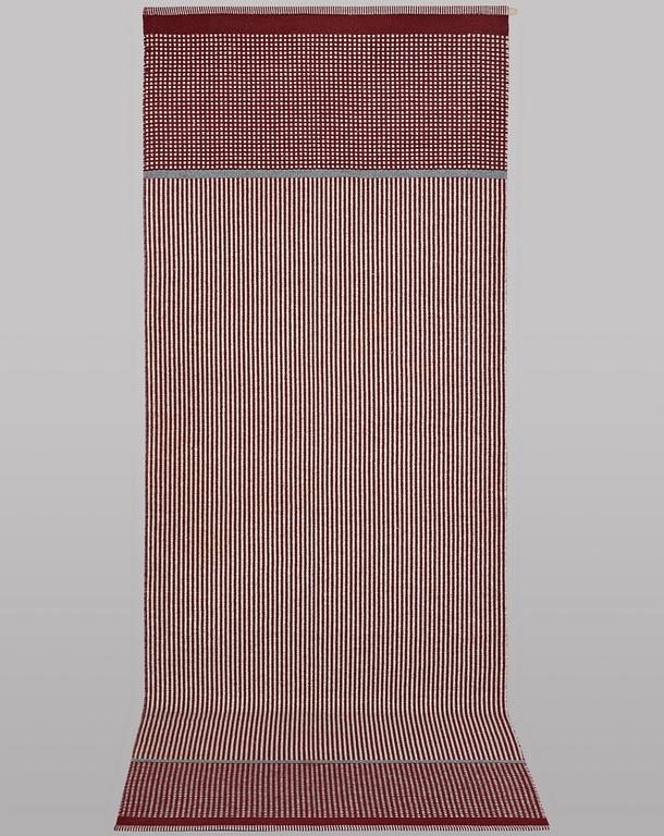 Gallerimatta, Kasthall, ca 345 x 113 cm.