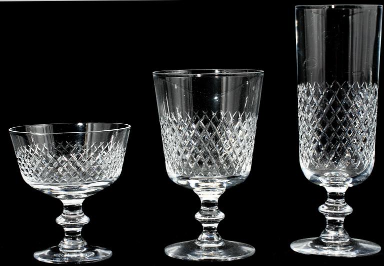 SERVISDELAR, 48 st, glas, "Diamant", Vicke Lindstrand, Kosta, 1900-talets andra hälft.